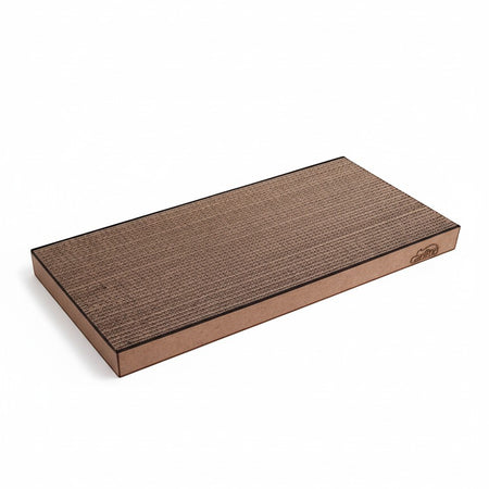 Gatitud Store horizontal corrugated cardboard cat scratcher with wooden edges, 22cm wide, 48cm long.